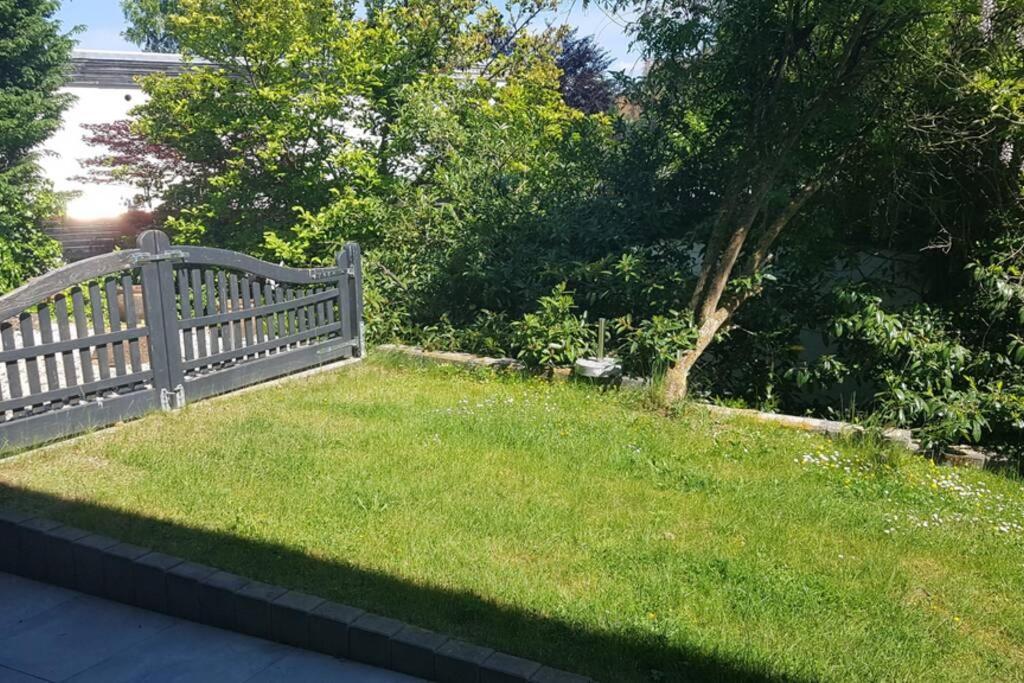 Bergische Oase - Ferienwohnung Oskar Overath Esterno foto